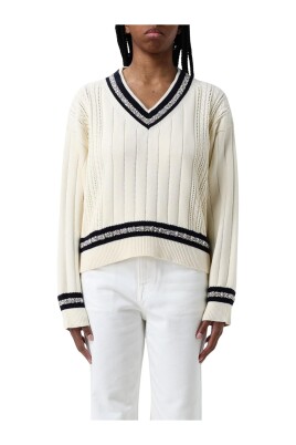 pull-en-tricot-a-col-en-v-orne-de-cristaux