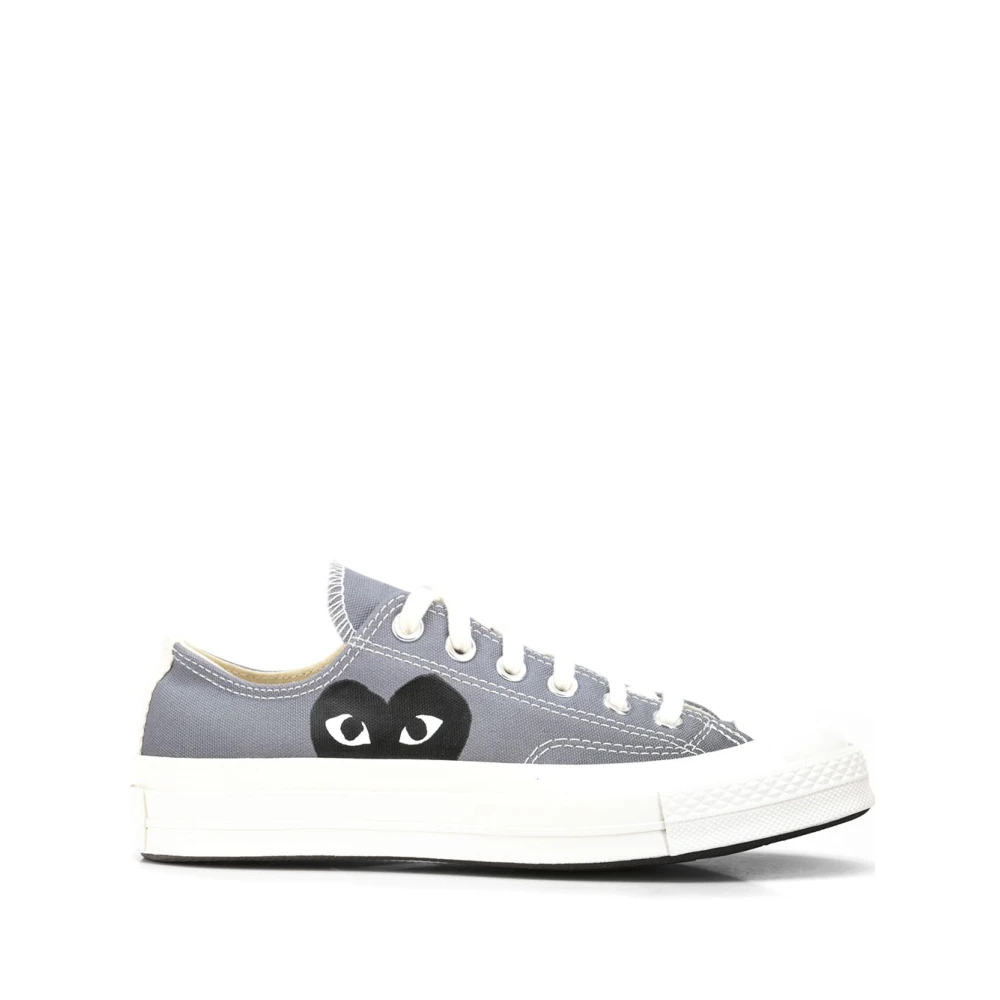 Comme des Garçons Play Grijze Sneakers Dames Schoenen Grijs