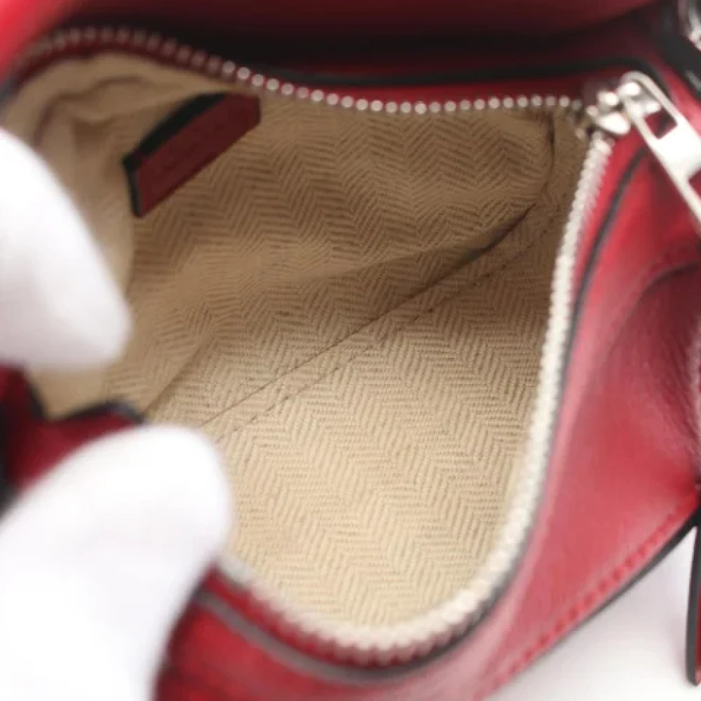 Loewe Pre-owned Leather handbags Red Dames