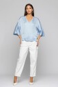 blouse-douce-a-col-en-v-avec-manches-trois-quarts