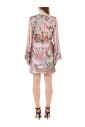 robe-courte-a-motifs-avec-decollete-en-v