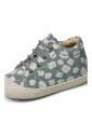 chaussures-premiers-pas-en-daim-avec-marguerites