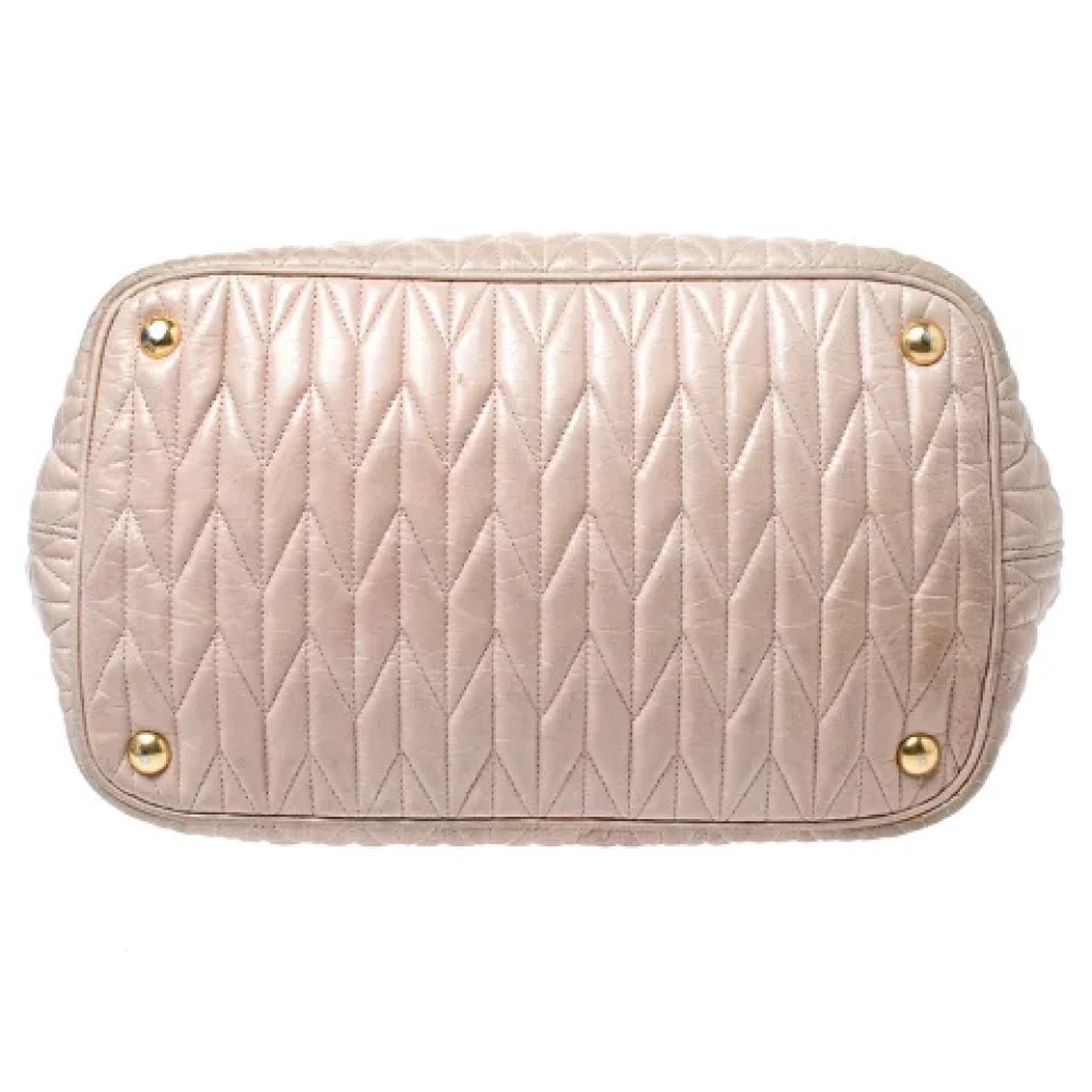Miu Pre-owned Leather totes Beige Dames