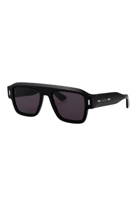 lunettes-de-soleil-elegantes-ck25509s