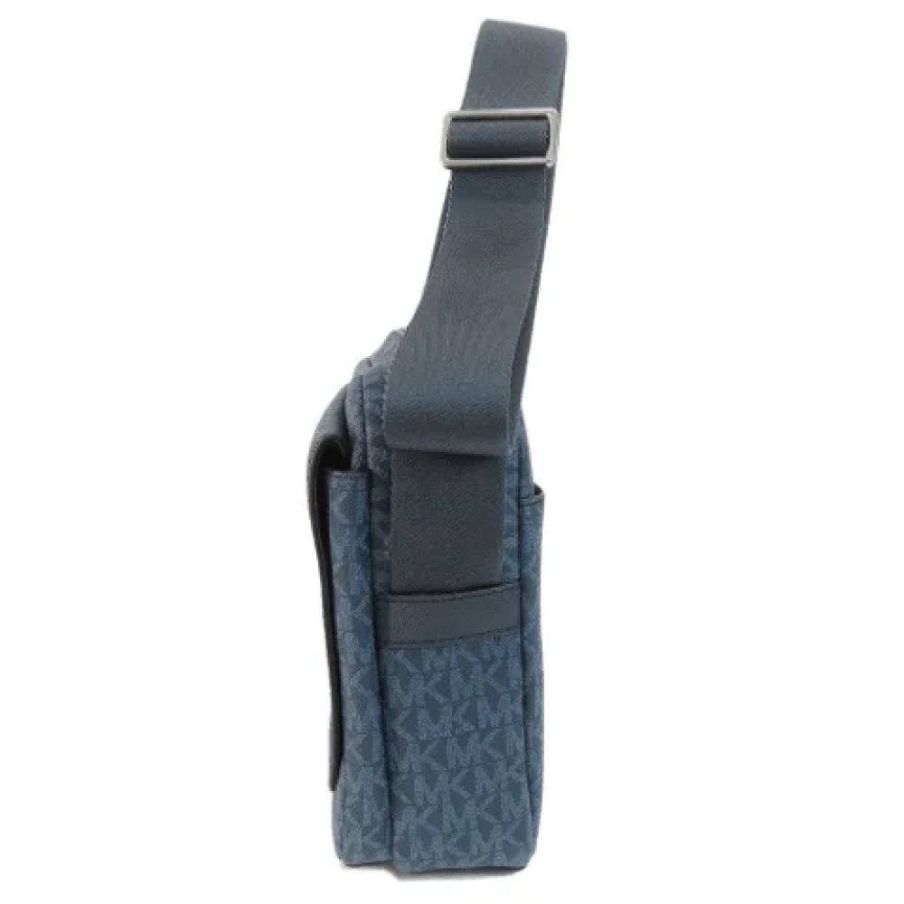 Michael Kors Pre-owned Plastic shoulder-bags Blue Dames