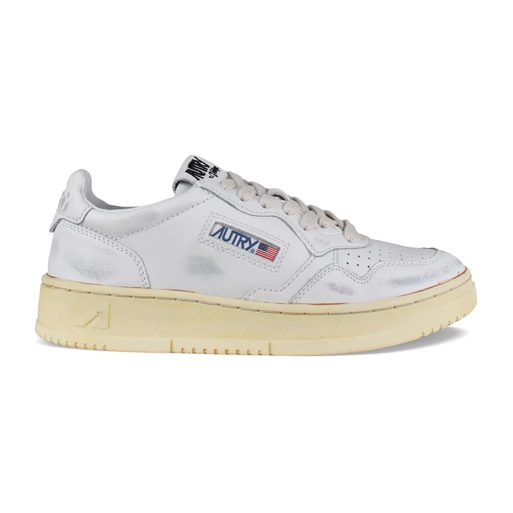 Autry Women's White Sneakers, 7 Uk, Medalist Low Super Vintage Trainers