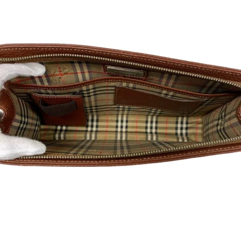 Burberry Vintage Pre-owned Leather clutches Brown Dames