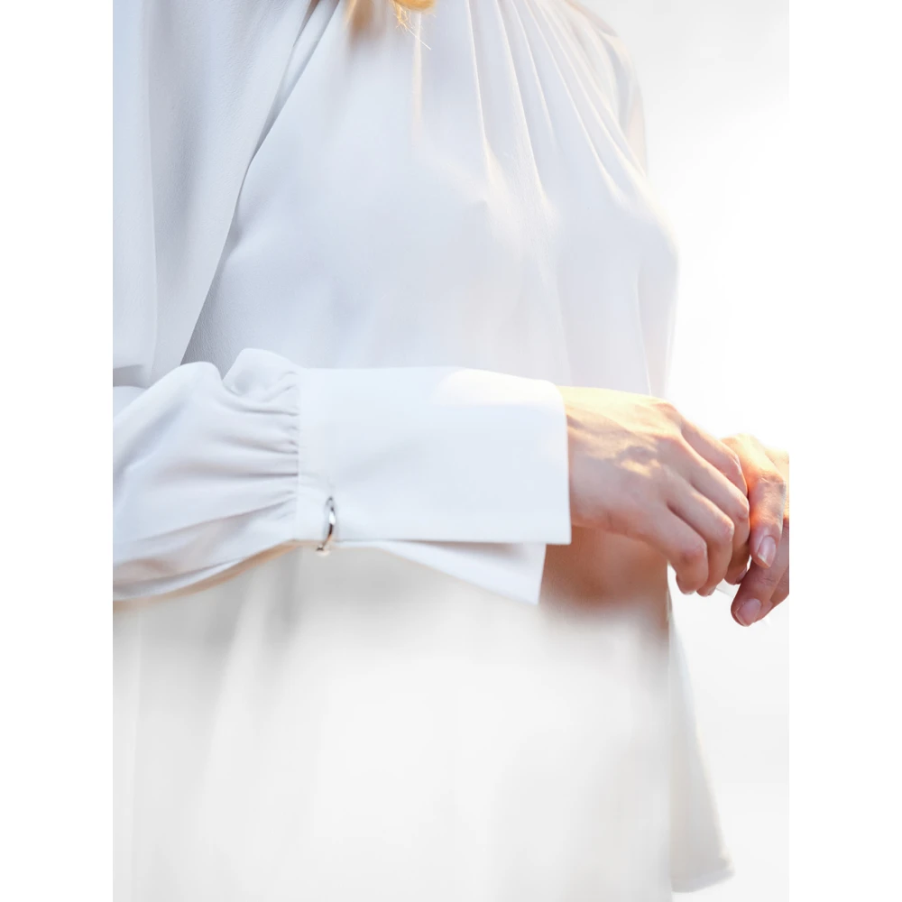 Beatrice .b Zijden Blouse met Mock Neck en Flounce Hem White Dames