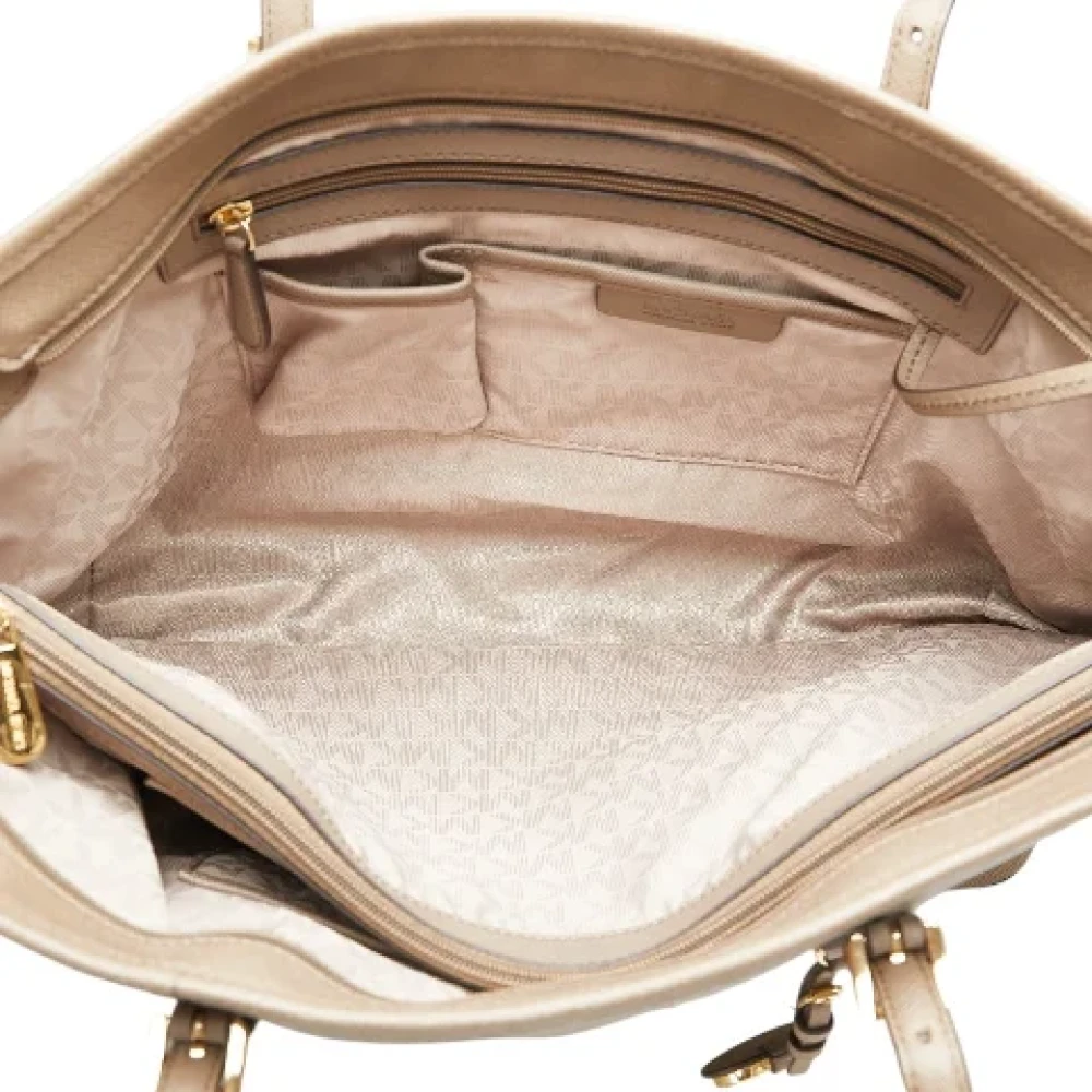 Michael Kors Pre-owned Canvas handbags Brown Dames