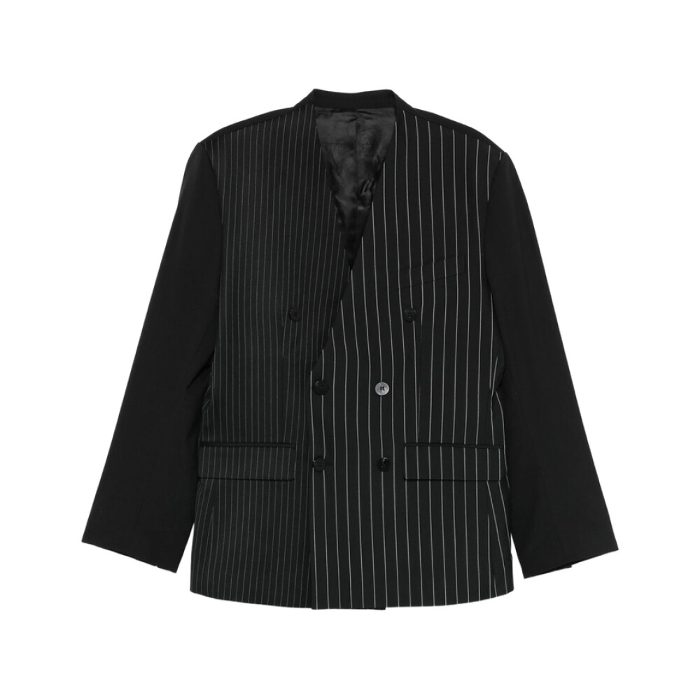 Ernest W. Baker | Miinto