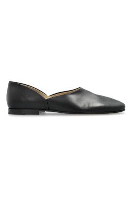black-leather-ballet-flats