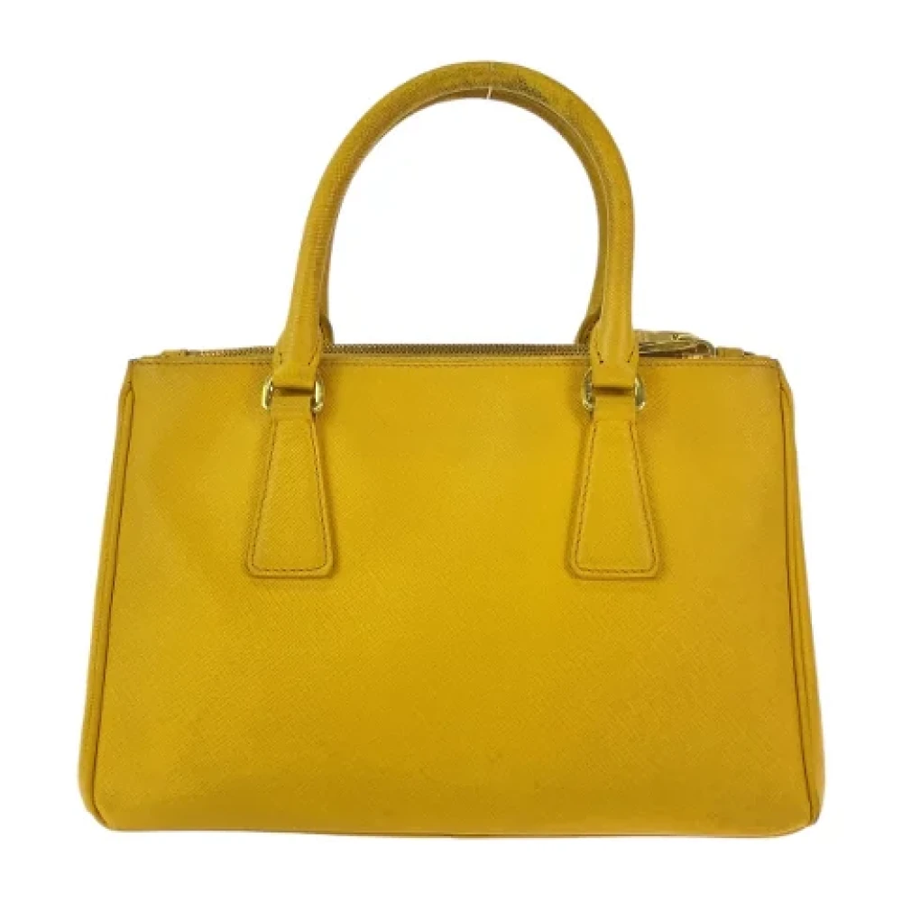 Prada Vintage Pre-owned Leather totes Yellow Dames