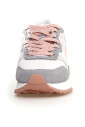 sneaker-technique-gris-avec-daim