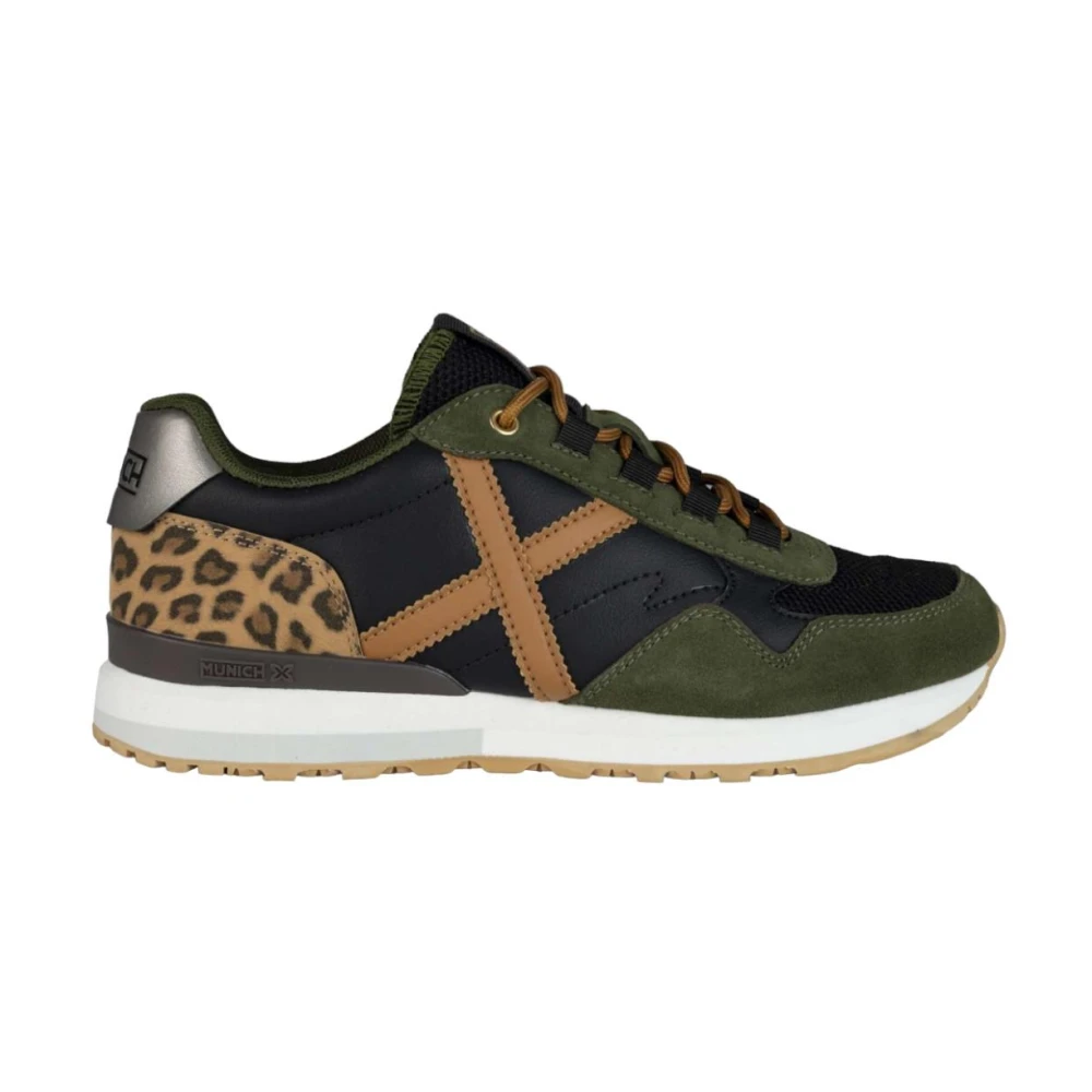 Shoes > Sneakers - - Munich - Modalova
