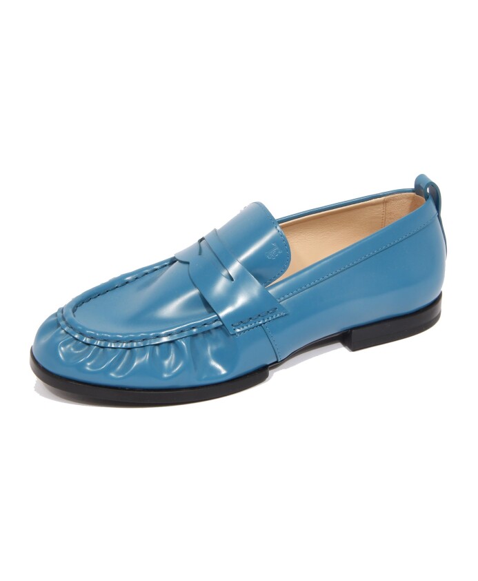 mocassin-leger-en-cuir-bleu-clair