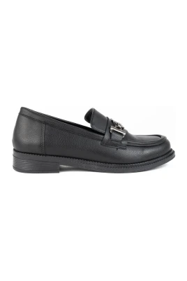 svarta avslappnade stängda loafers