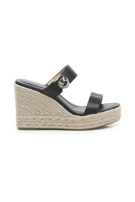 sandalette-compensee-noire-avec-detail-logo-marque