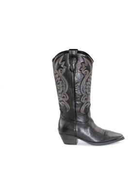 embroidered-texan-boot