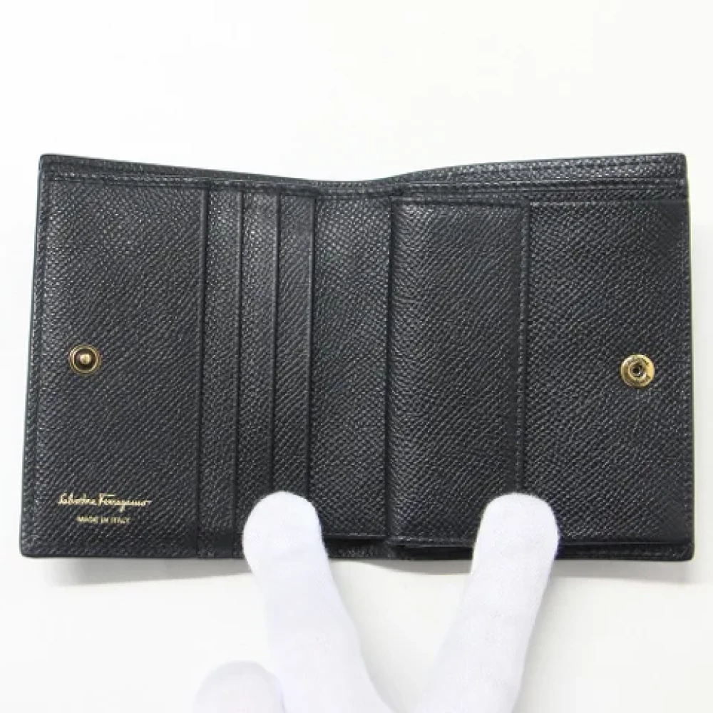 Salvatore Ferragamo Pre-owned Leather wallets Black Dames