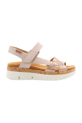chic-flat-sandals-for-women