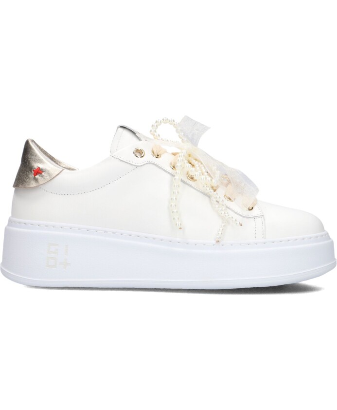 witte-lage-sneakers-voor-vrouwen