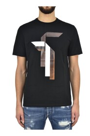 T-shirty