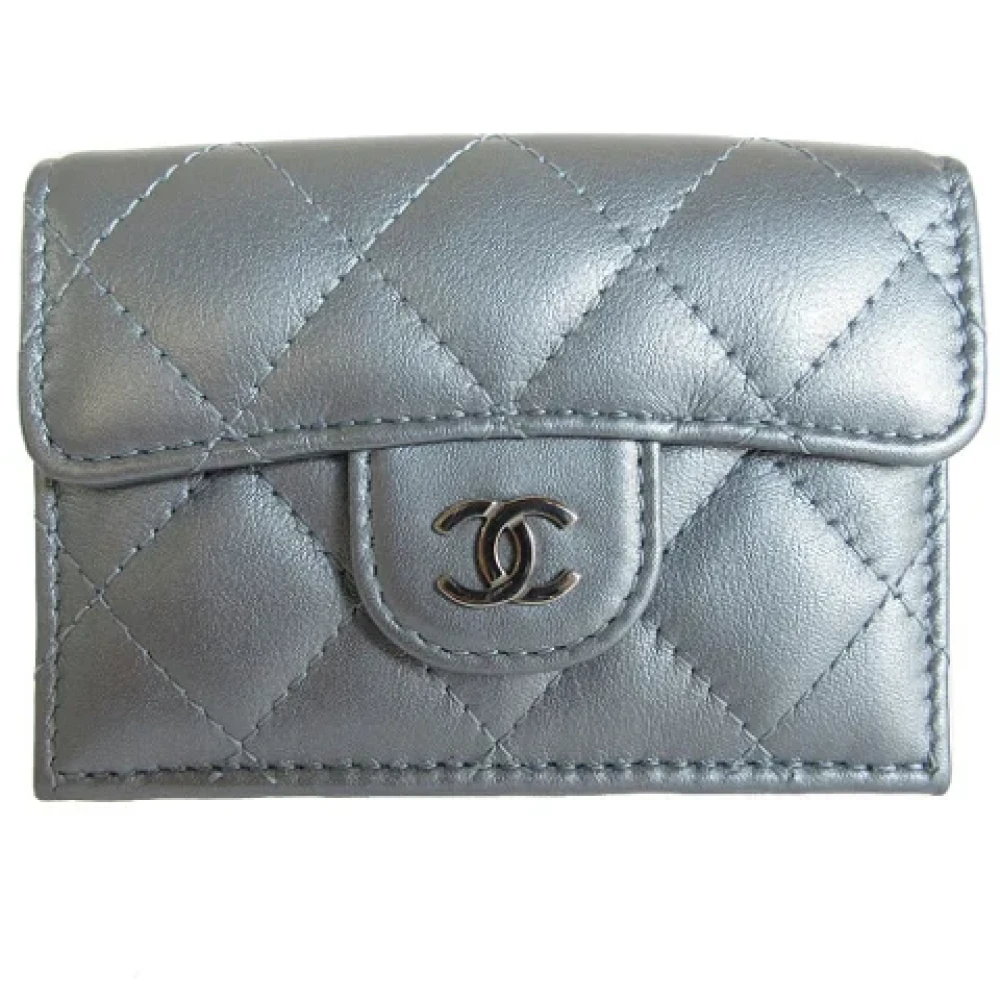 Chanel Vintage Pre-owned Leather wallets Gray Dames