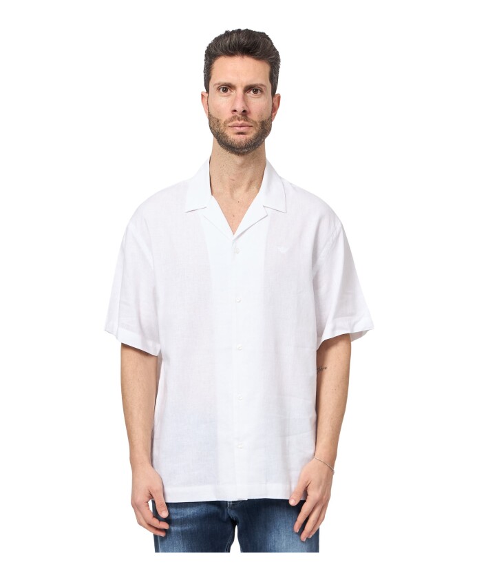 chemise-blanche-en-lin-a-manches-courtes