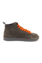 bottines-kaki-vert-en-daim