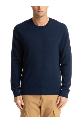 pull-sans-manches-avec-broderies-logo