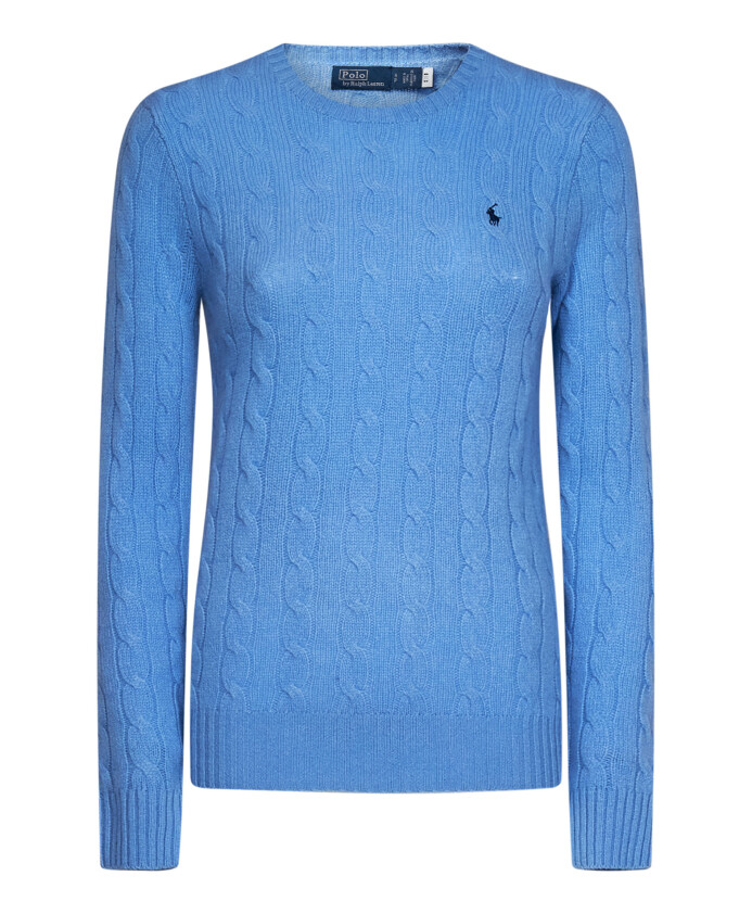 blue-cable-knit-sweater-chic-layering