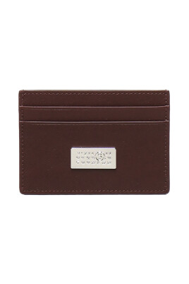 red-wallet-with-card-slots