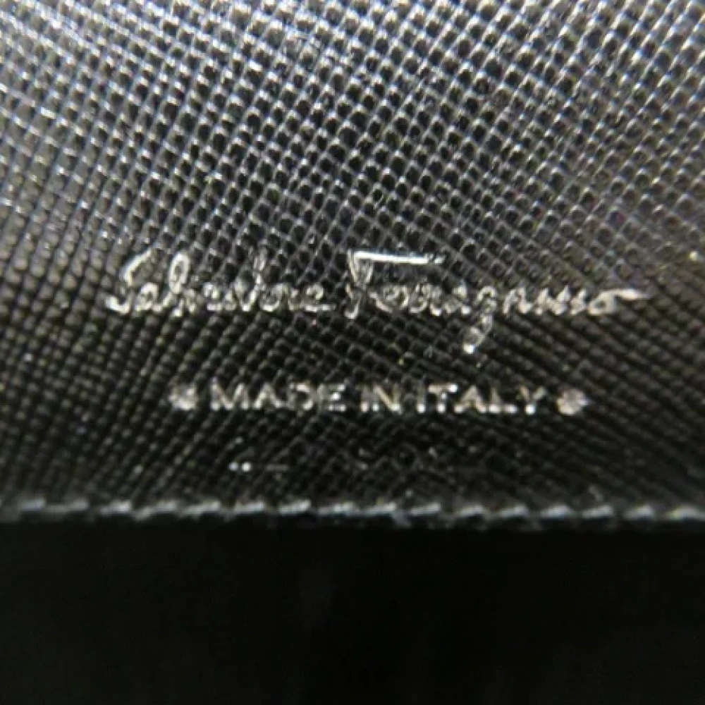 Salvatore Ferragamo Pre-owned Leather wallets Black Dames