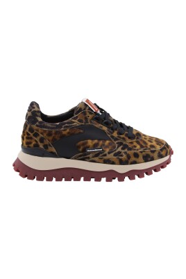 grommi-04-00-sneaker