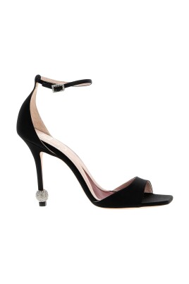 elegant-high-heel-sandaler
