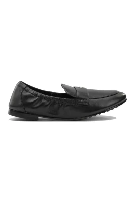 Loafers i läder med resår baktill