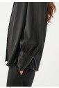 elegante-zijden-blouse-met-volume-mouwen