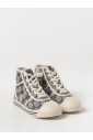 blauwe-canvas-hightop-sneakers