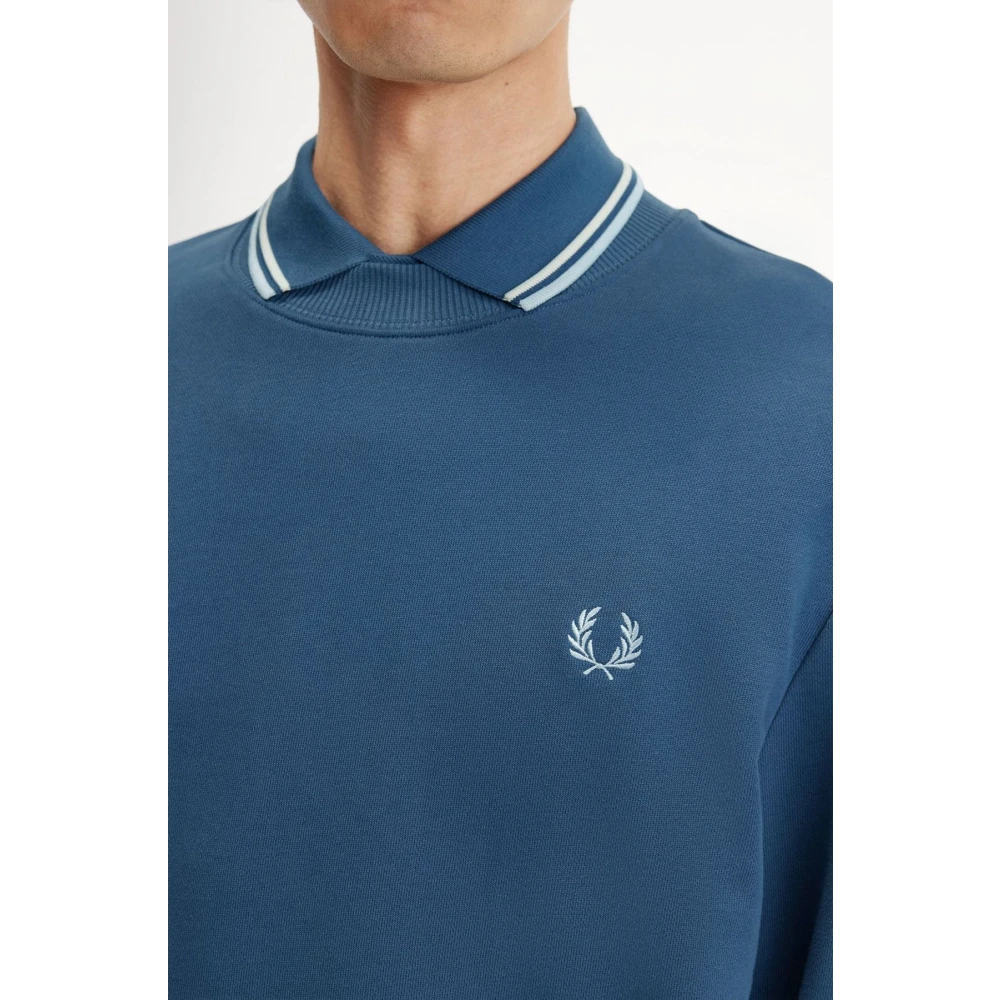 Fred Perry Lichtblauwe Logo Crewneck Sweatshirt Blue Heren