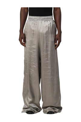 silk-wide-leg-trousers-stylish-comfort