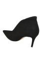 black-heeled-shoes