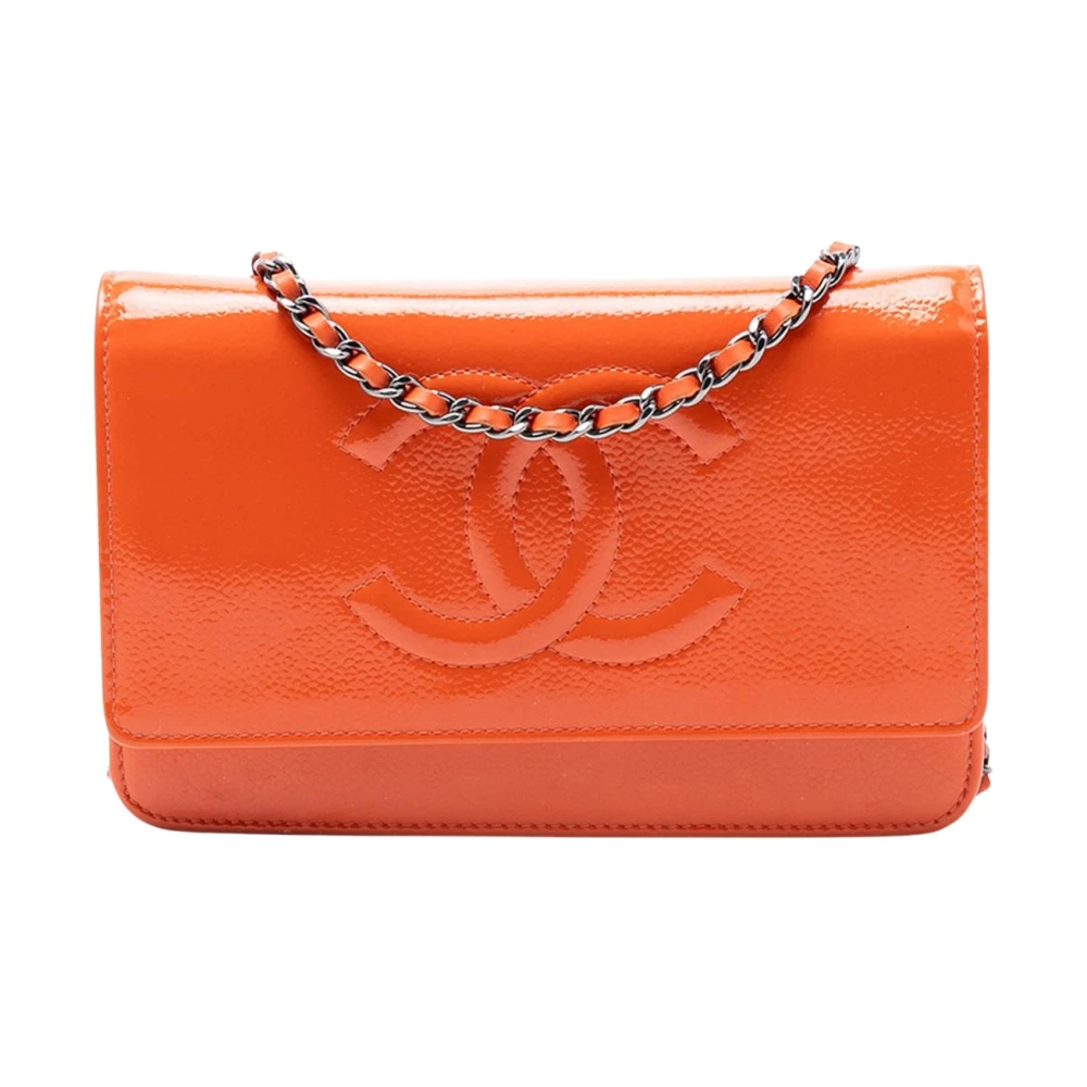 Chanel Vintage Women's Orange Pre-Owned Chain Wallet