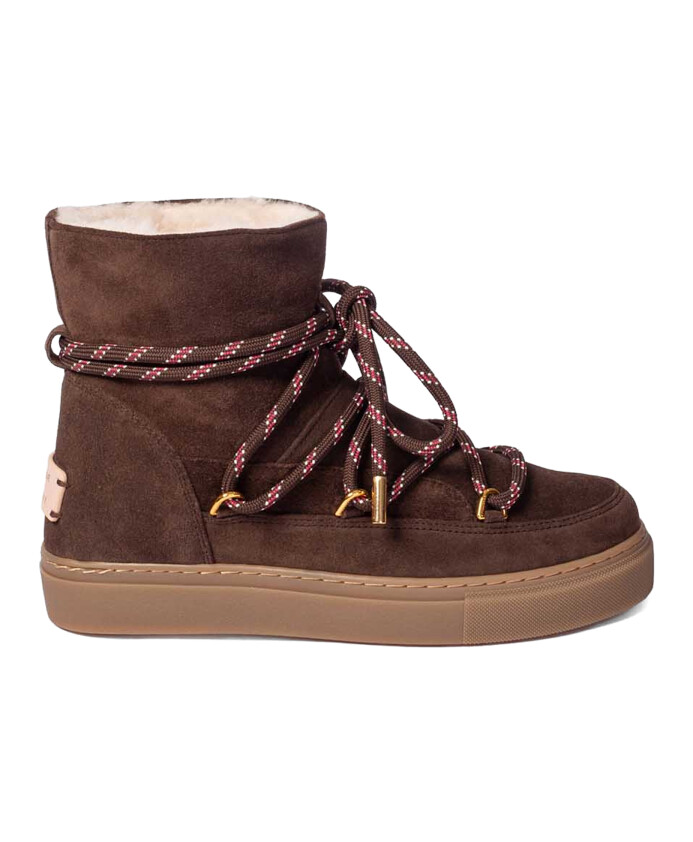 bruine-suede-enkellaarsjes-met-jacquard
