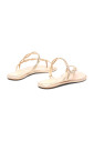 sandales-beiges-au-style-unique