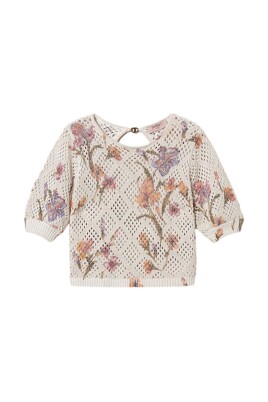 stylish-round-neck-knitwear
