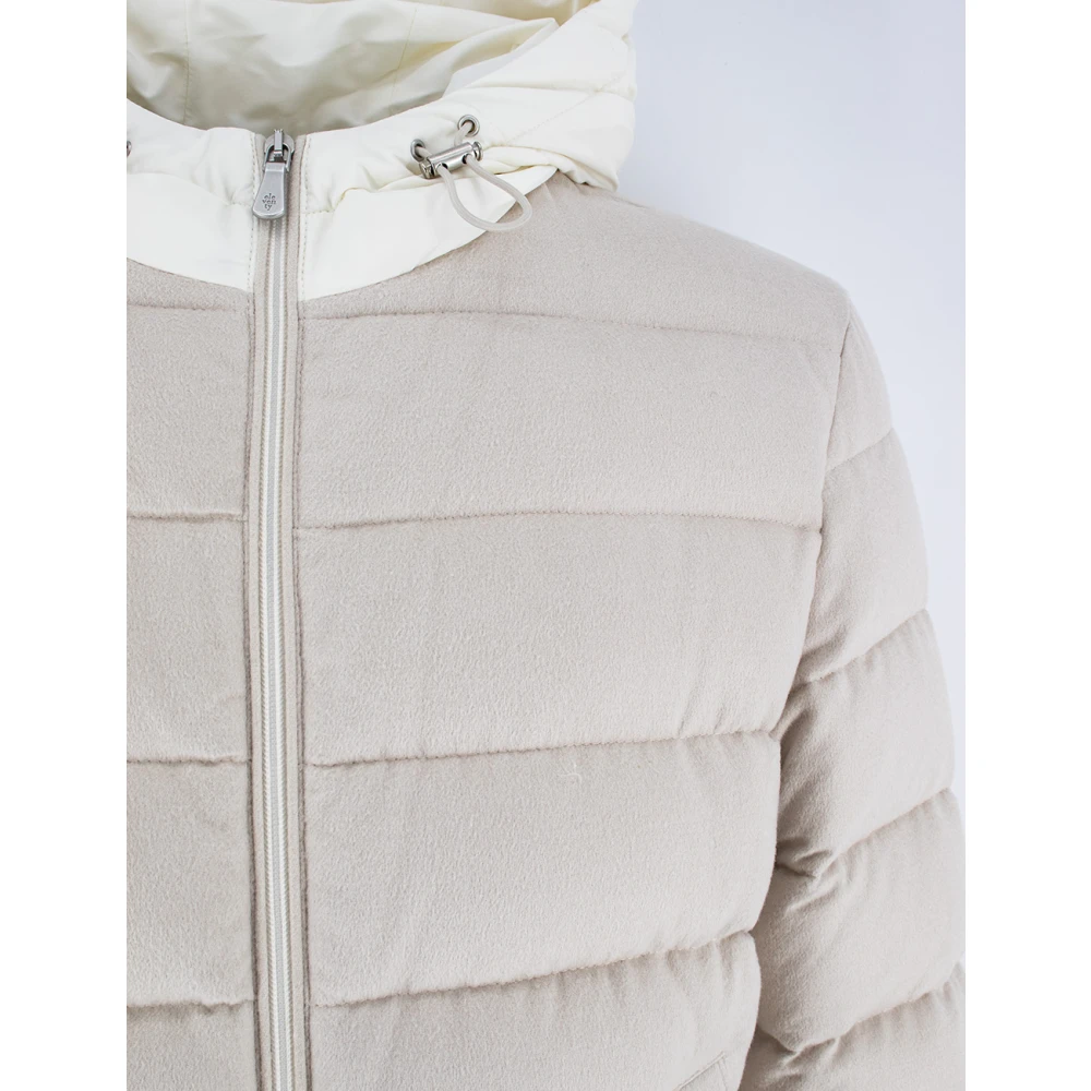 Eleventy Ultralight Down Jacket with High Collar Beige Heren