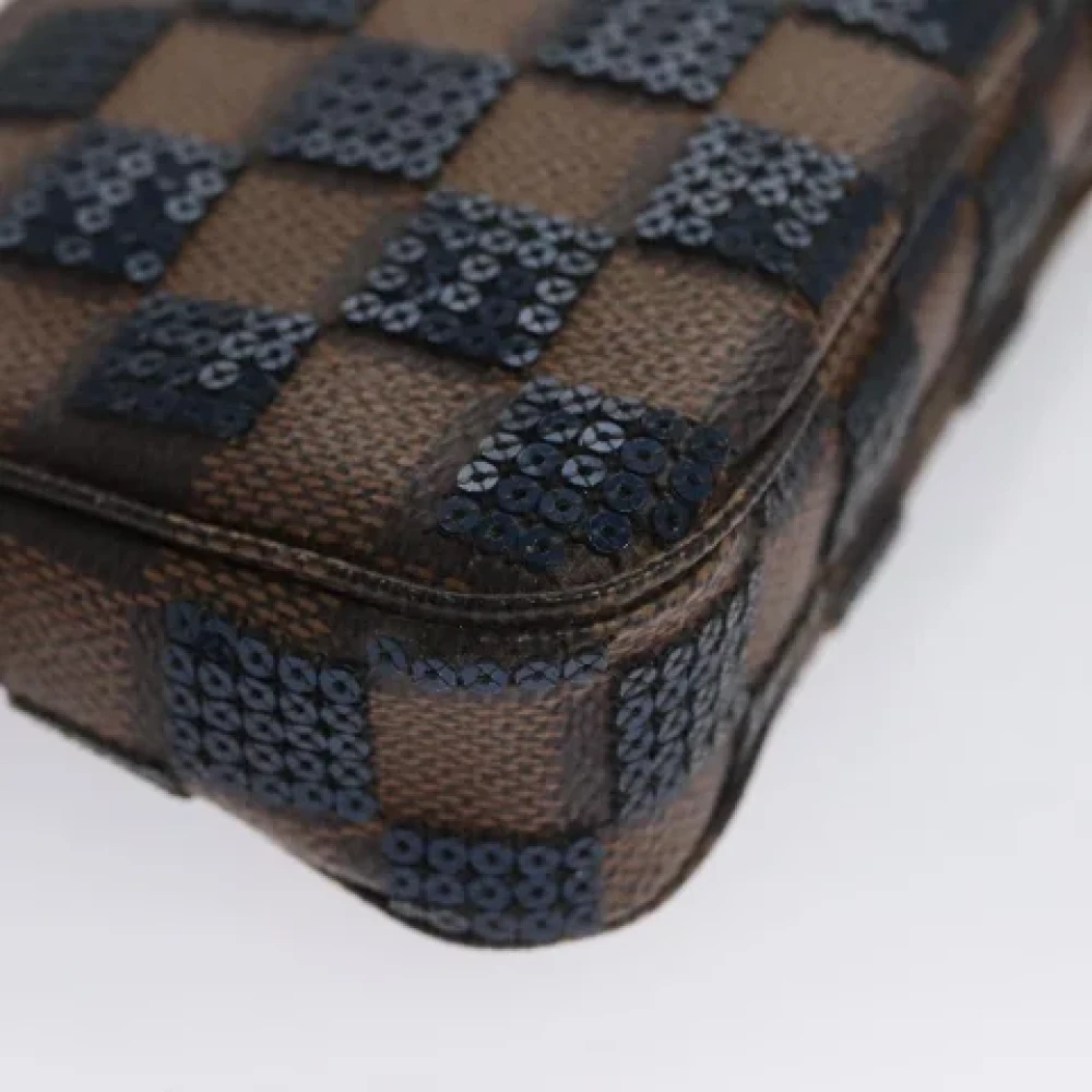 Louis Vuitton Vintage Pre-owned Canvas pouches Brown Dames