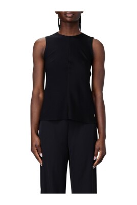 haut-sans-manches-noir-ajout-elegant