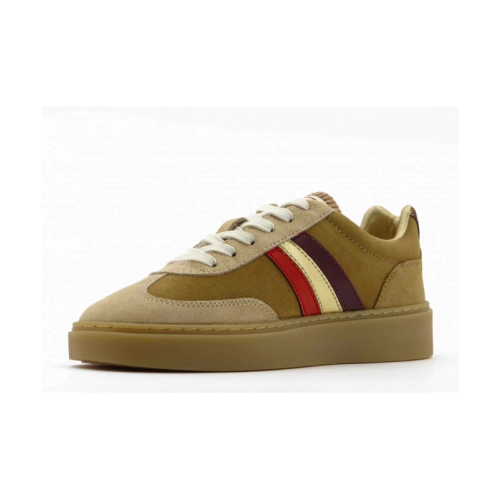 Serafini Suède sneaker met sterdetail