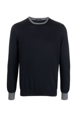 blue-sweater